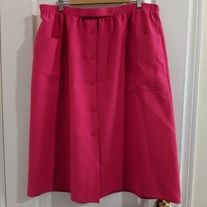 Plus-size vintage fuchsia skirt
